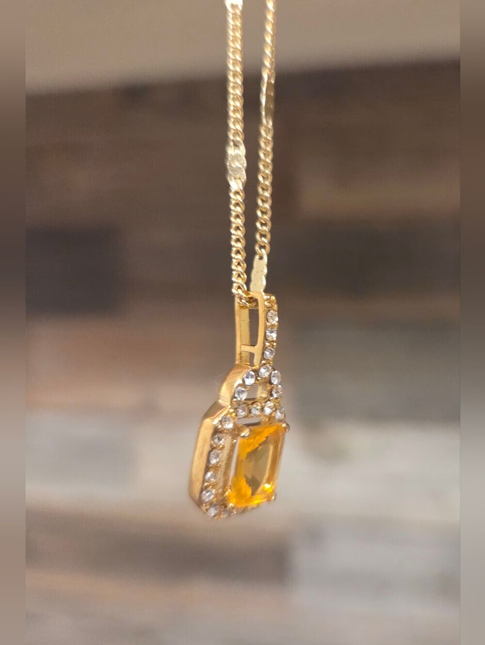 Gold-Tone Necklace W/ Brass Based Yellow Citrine Gem & Crystal Accents